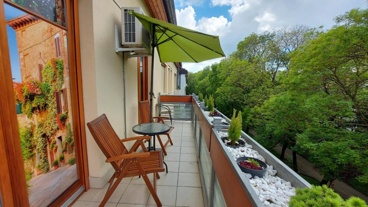 Sunny Loft Kecskemet Διαμέρισμα Εξωτερικό φωτογραφία